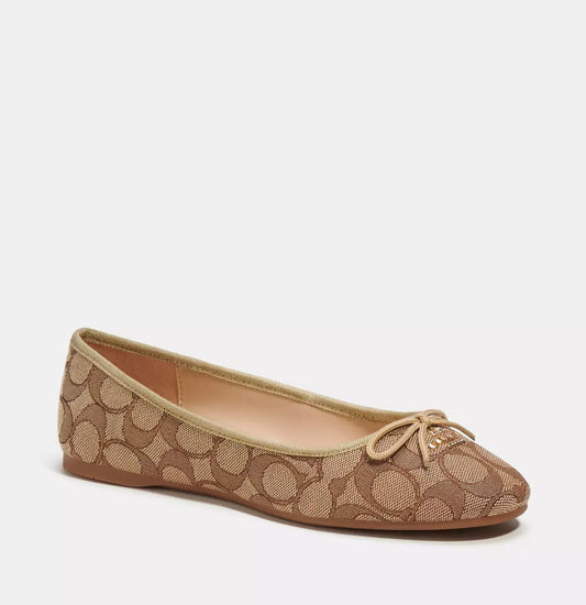 Coach  flat